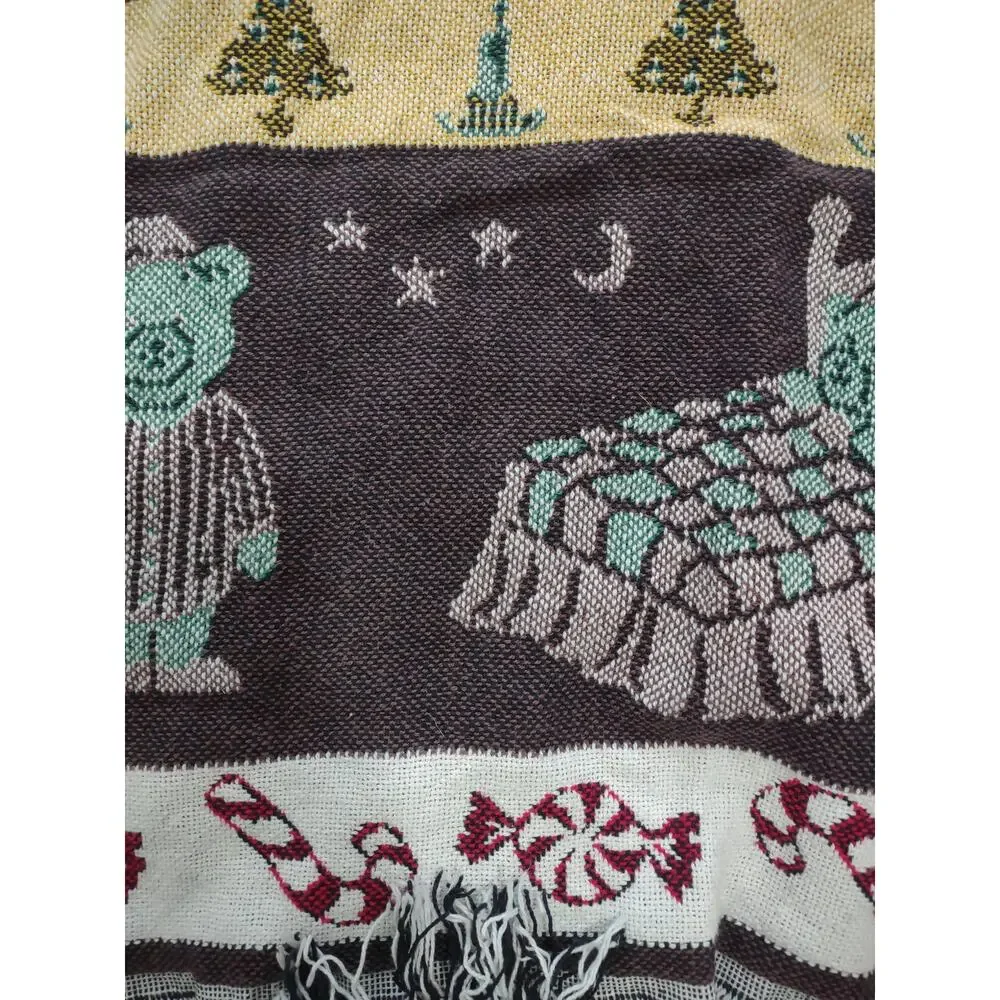 Vintage Crown Crafts Christmas‎ Tapestry Blanket Size 50X60